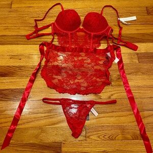 Victoria’s Secret Bombshell Apron Teddy